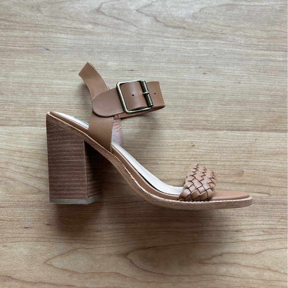 Steve Madden Cadence Leather Heeled Sandal (Cognac) - Picture 8 of 14